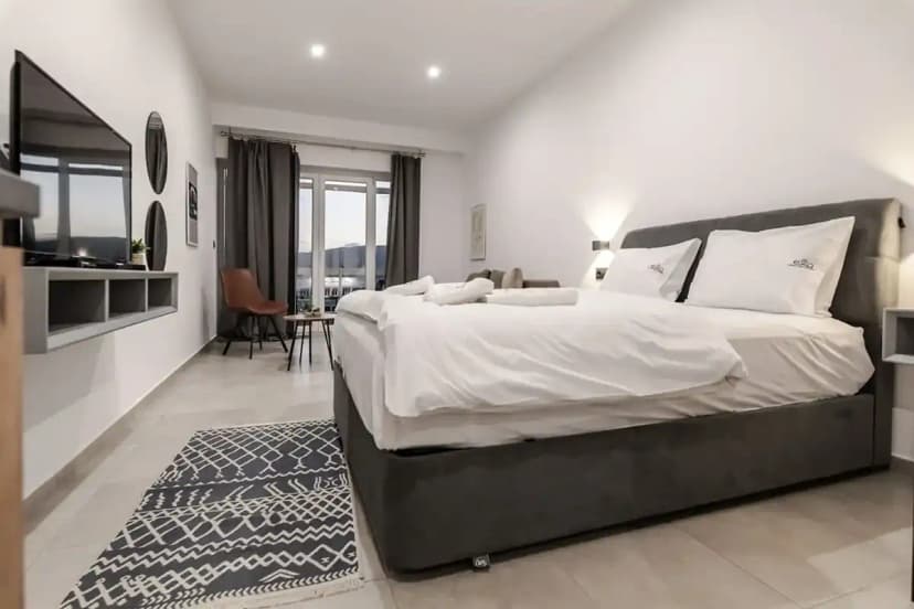 ELA 7 Apartment